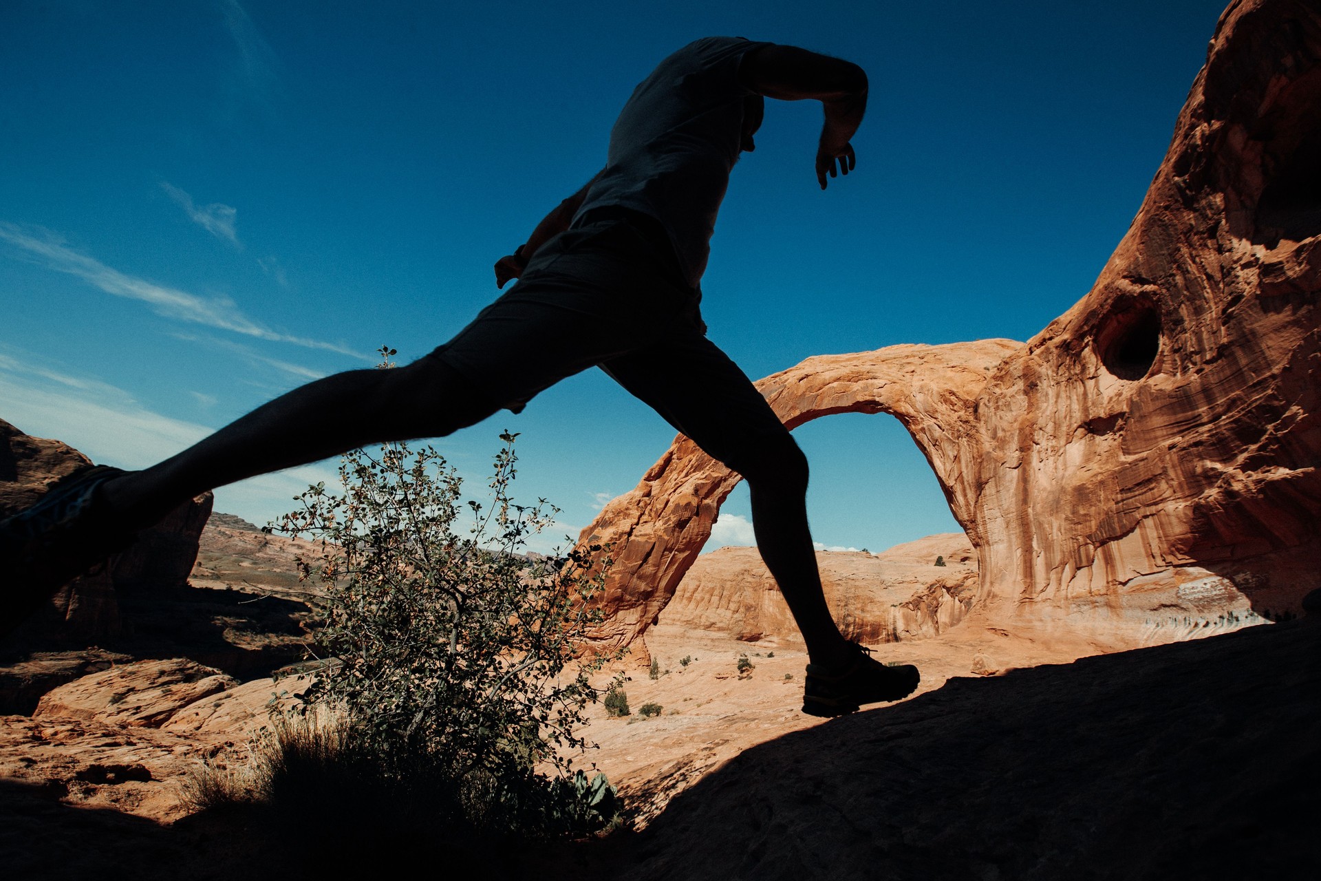 Trail running in USA Southwest: arches in Moab